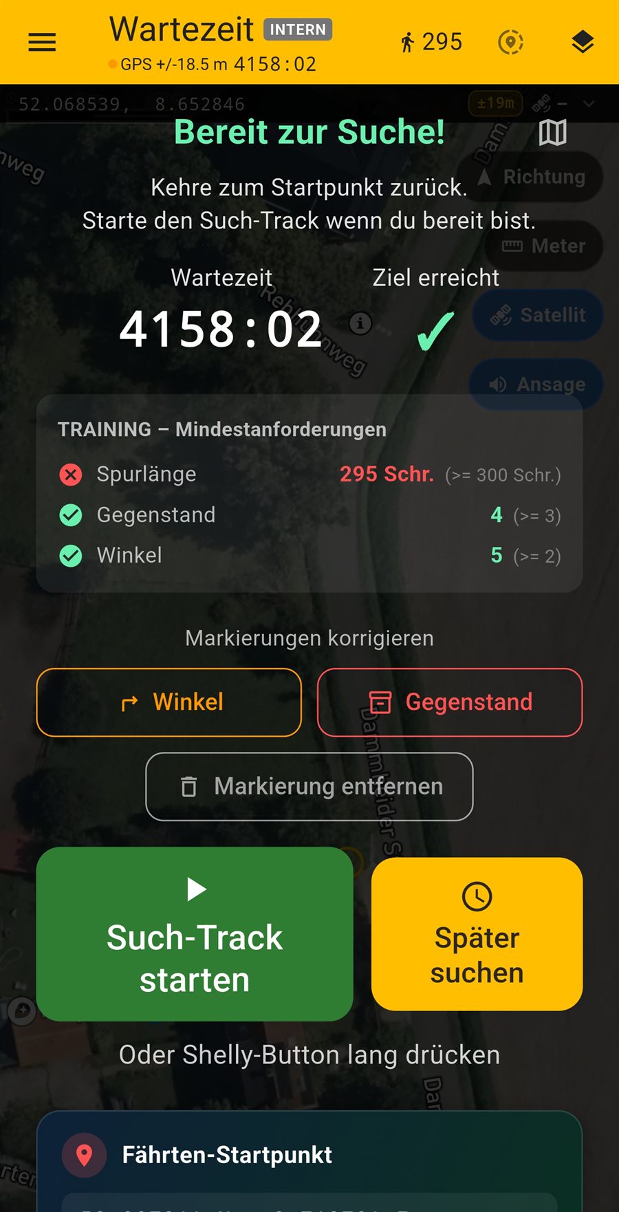Wartezeit nach dem Legen: mitlaufender Timer, Abgleich der Mindestanforderungen an Spurlänge, Gegenstände und Winkel sowie Start des Such-Tracks